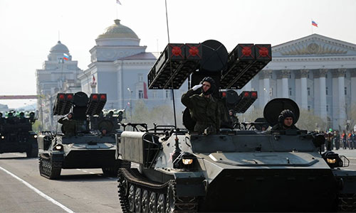 tropas rusas Rusia responderá “de inmediato” al despliegue nuclear en Europa del Este